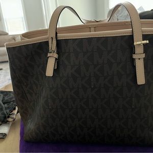 COPY - Michael Kors tote